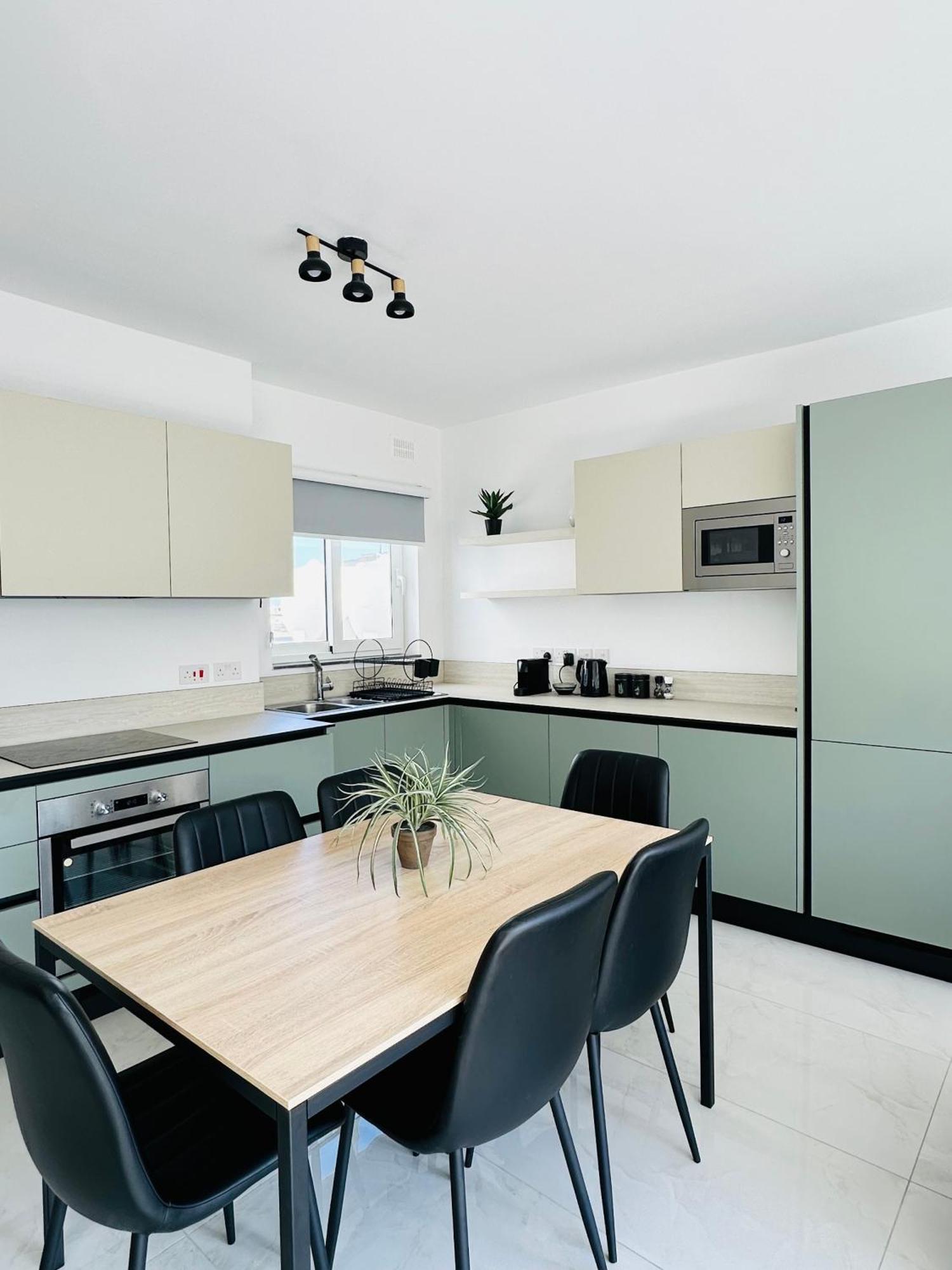 Sliema 2 Bedroom Penthouse Exterior foto